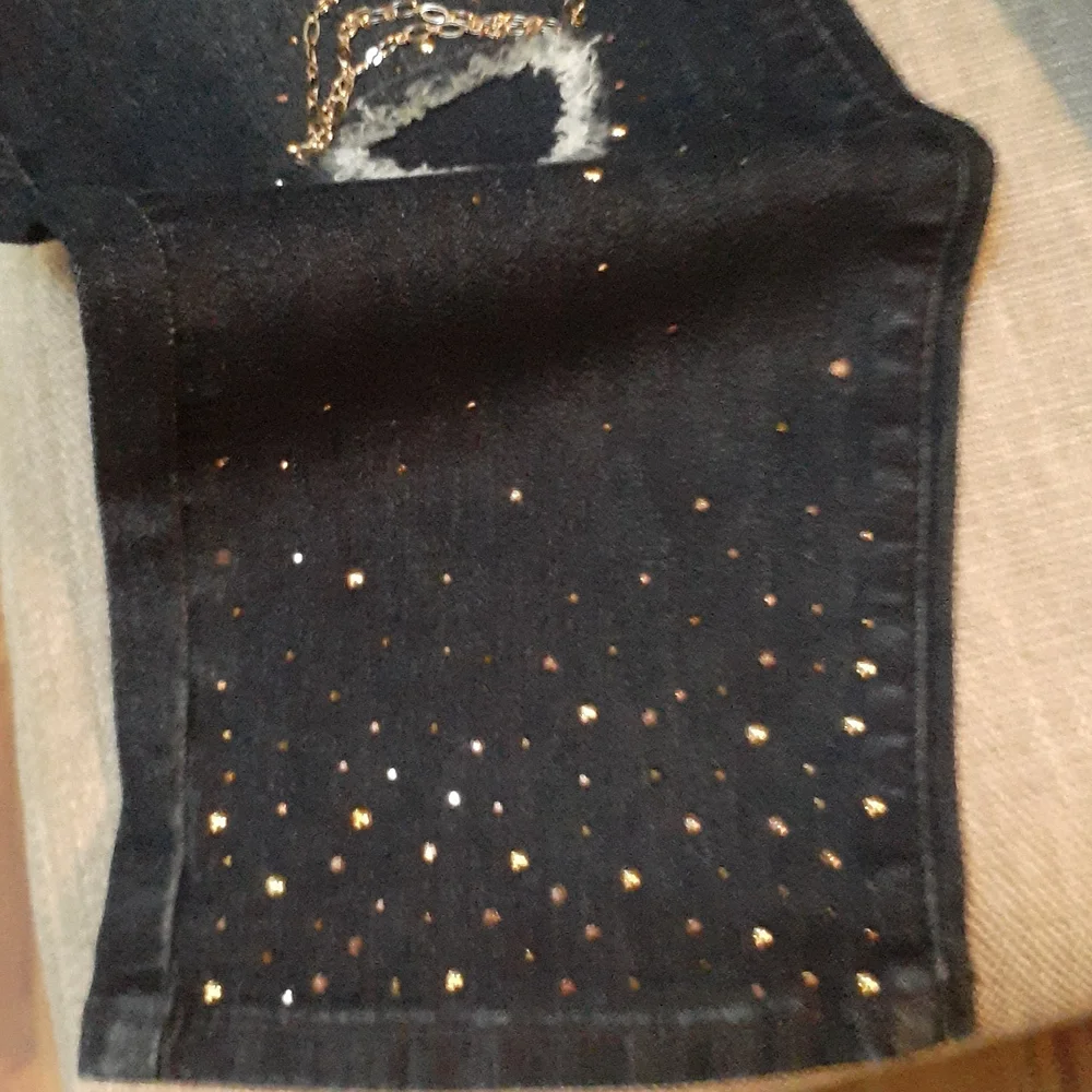 Jeans - Picture 3 of 9